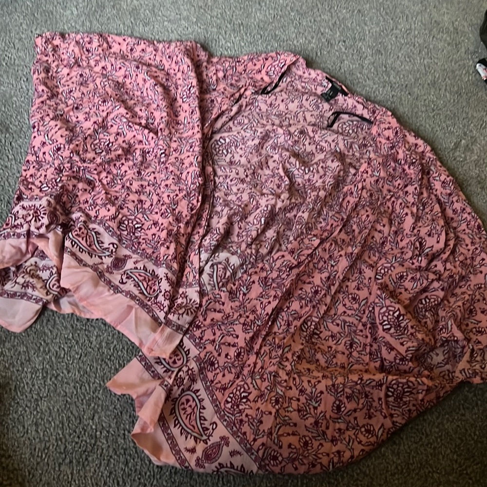Short sleeve kimono size medium